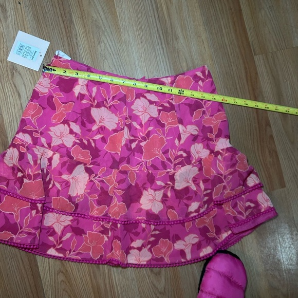 Final Resort Paisley Print Ruffle Skirt - Picture 3 of 4